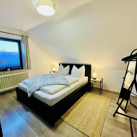 Neu! Flussland Naehe Spo شقة